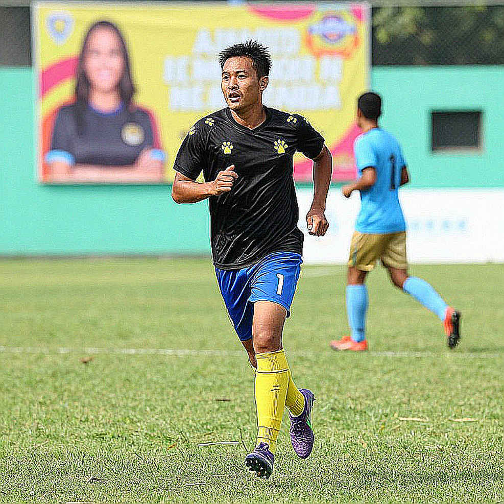 Trung tuyến Việt Nam trước ngày mở màn FIFA ASEAN Cup 2026: Ba cái tên, một lỗ hổng, và phần hồ sơ không ai chịu đọc