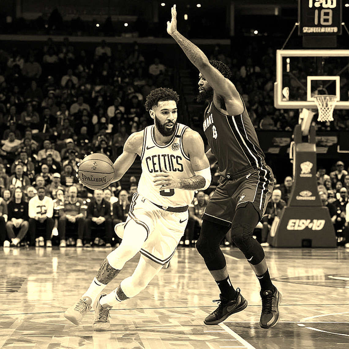 Real Madrid nghiền nát Unicaja: Maledon 19 điểm và bài toán sáu cái tên