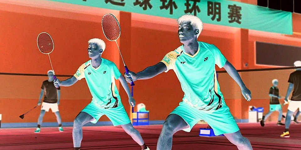 Ashmita Chaliha và câu hỏi về tiêu chuẩn kép của BWF: Khi sân cầu lông Indonesia mù mịt khói