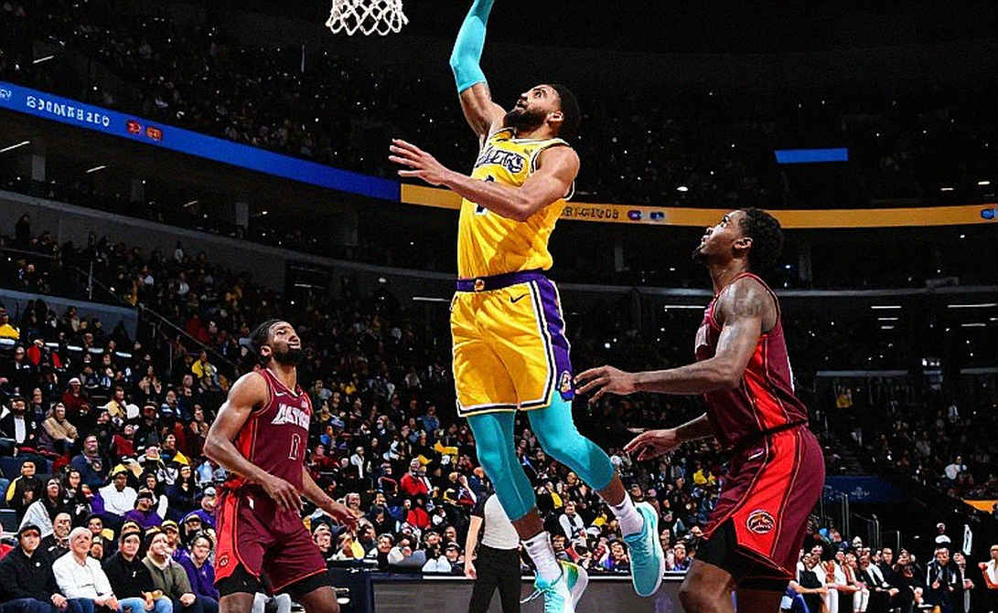 Nikola Kalinic giải nghệ ở tuổi 34: Khi thể xác vẫn bay cao nhưng tâm trí đã hạ cánh Nikola Kalinic giải nghệ ở tuổi 34: Khi thể xác vẫn bay cao nhưng tâm trí đã hạ cánh